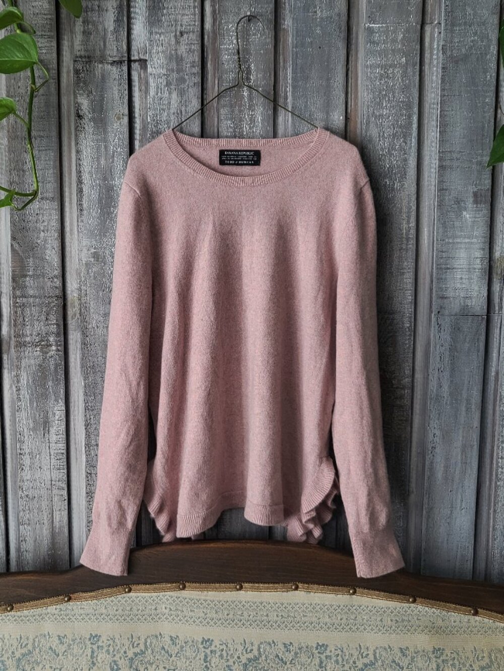Banana Republic 100% Cashmere Todd & Duncan Pink Ruffle Side Sweater PTP 21"